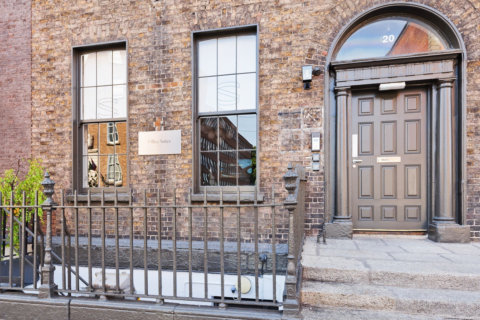 Picture Gallery Office Suites 20 Harcourt Street Dublin 2