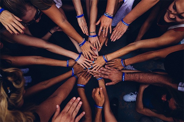 5 Fun Team Outing Activities For Small Businesses Office Suites Club